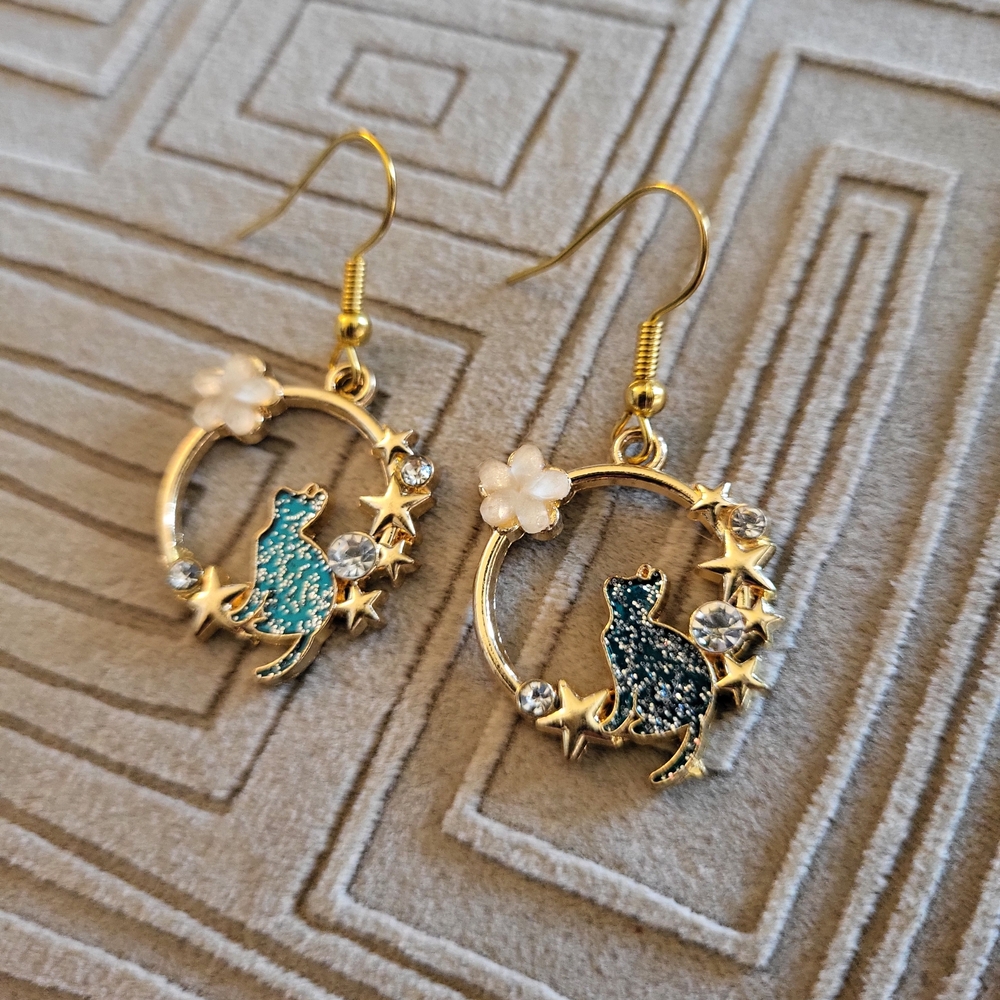 Whimsical Cat & Moon Star Dangle Earrings – Gold Glitter Celestial Design